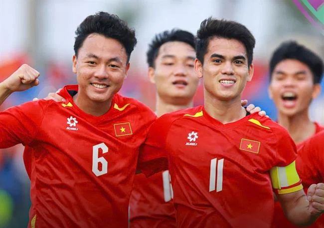 Biểu tượng công lý và các quy tắc, tượng trưng cho nghĩa vụ của người dùng và sự công bằng trên nền tảng f1686 tải game.